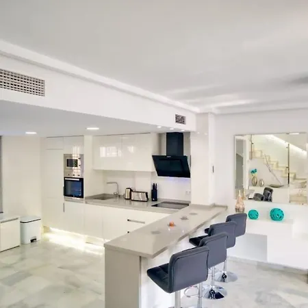 Tatil Evi Luxury With Games & Sea Views