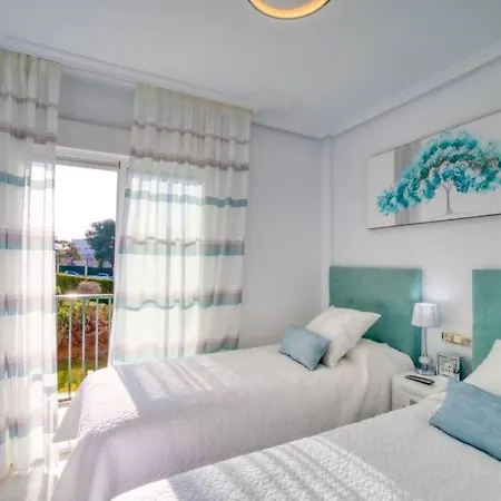 Luxury With Games & Sea Views