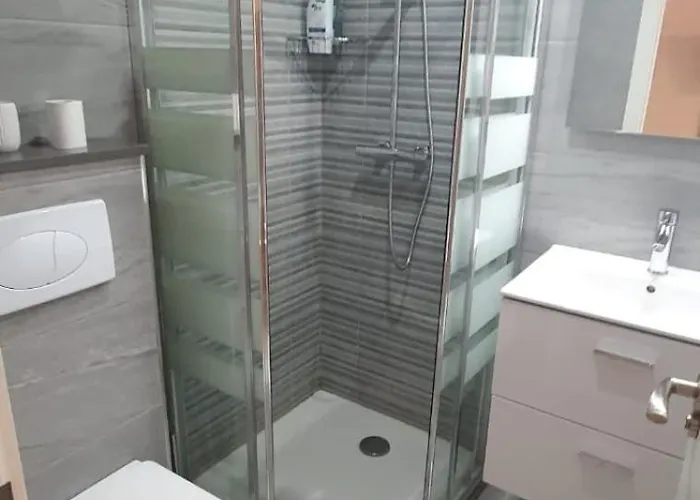 Luxury With Games & Sea Views Marbella