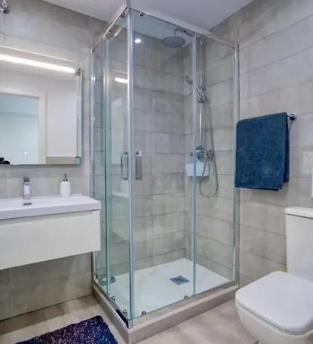 Luxury With Games & Sea Views *