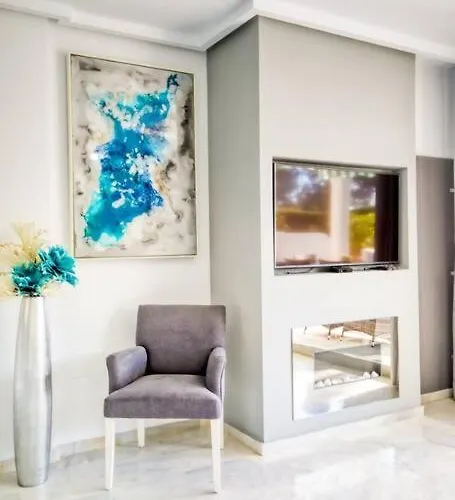 Luxury With Games & Sea Views * 마르베야