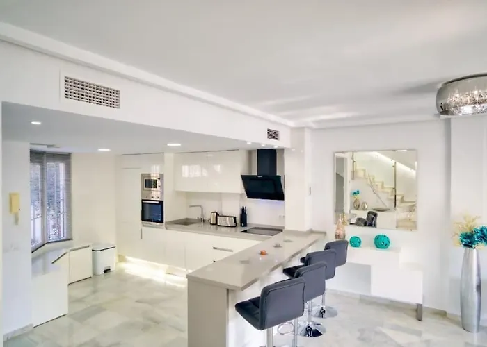 Casa vacanze Luxury With Games & Sea Views