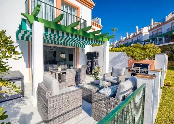Luxury With Games & Sea Views Casa vacanze Marbella