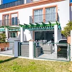 Luxury With Games & Sea Views