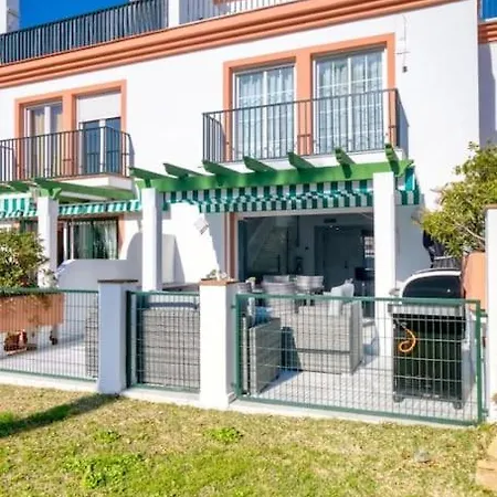 Luxury With Games & Sea Views